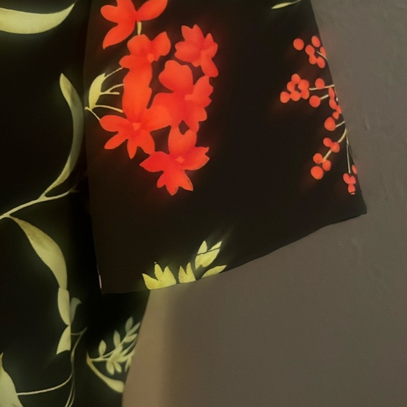 Jaclyn Smith Blouse - Picture 7 of 15